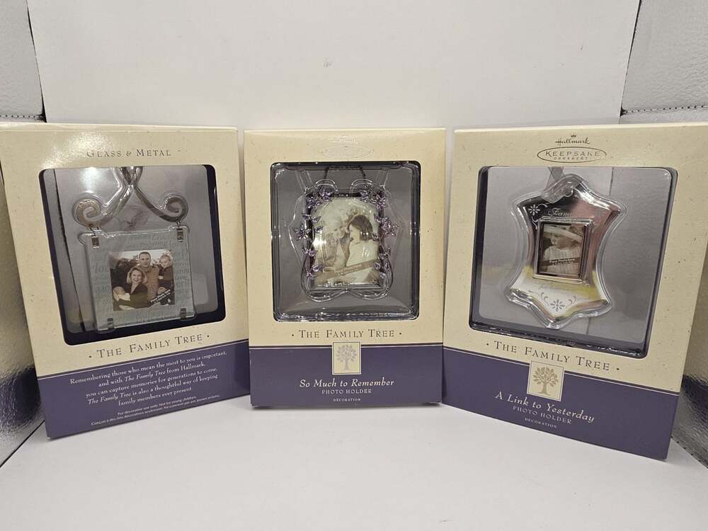 3- 2002 Hallmark Keepsake Ornaments Family Tree Photo Holder Glass Metal